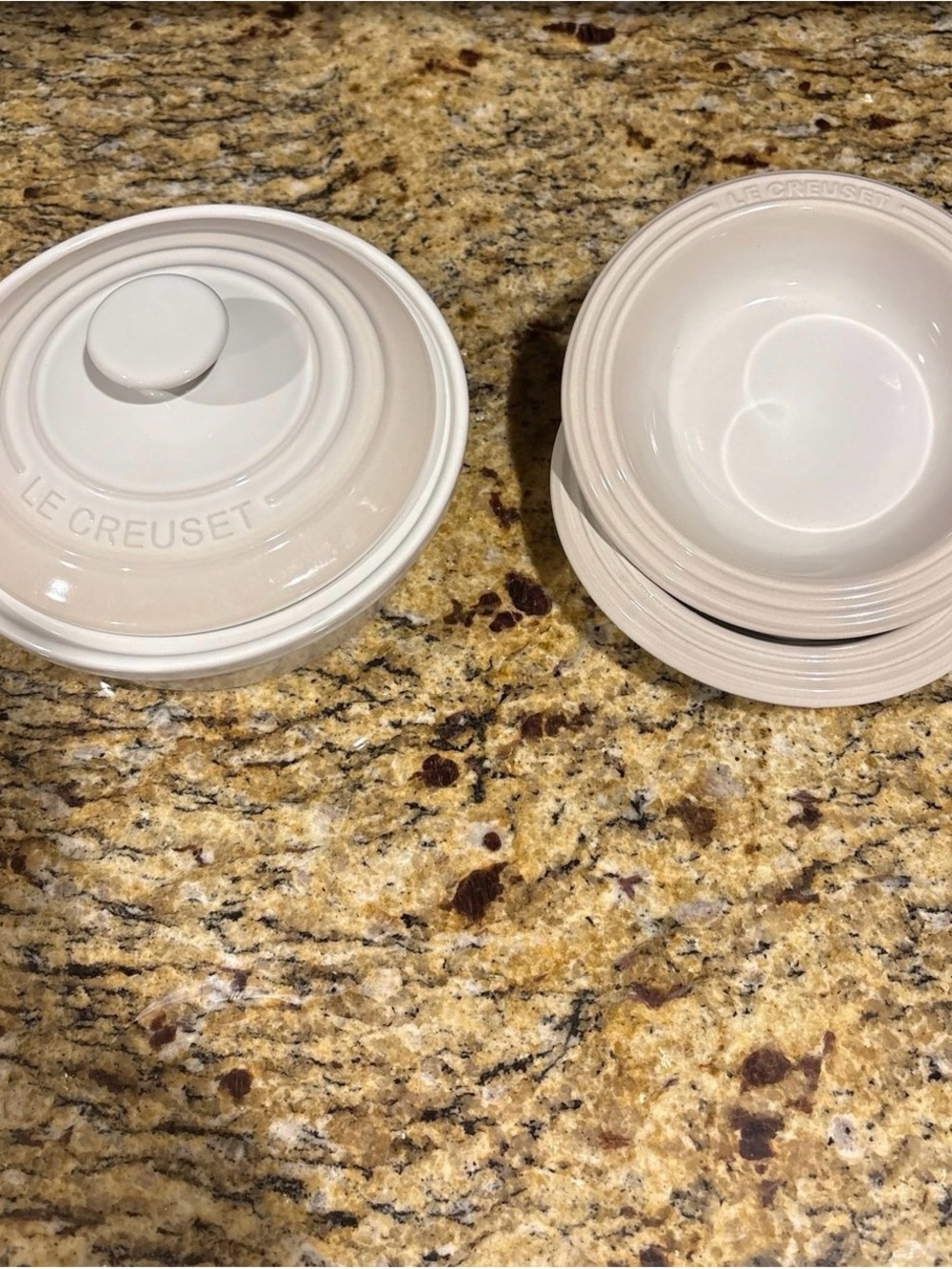Le Creuset 15cm Round Dish Meringue - Set of 2 - Picture 8 of 11